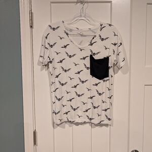 Kyte Baby Adult V-Neck Tee Bats